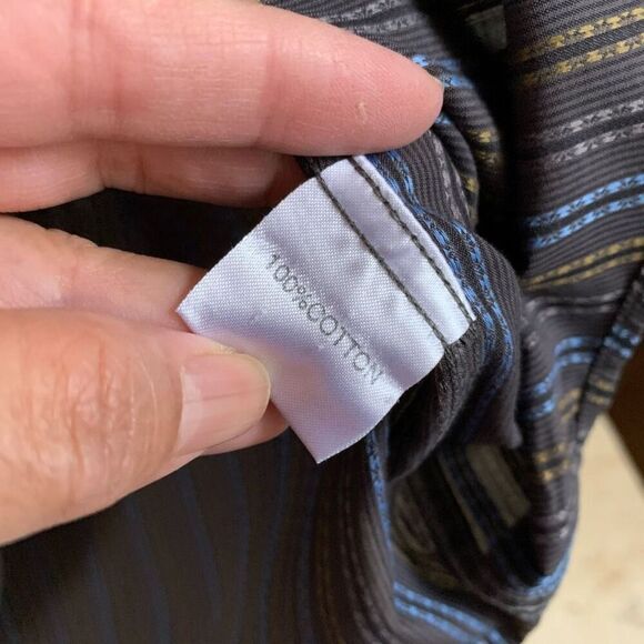 Johnathan Ogilvy 100% cotton button down shirt - Picture 5 of 13